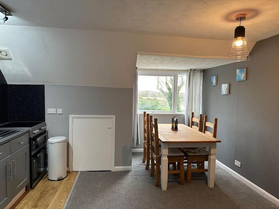 Faldouet 3 Bed Flat In Rock Saint Minver Экстерьер фото